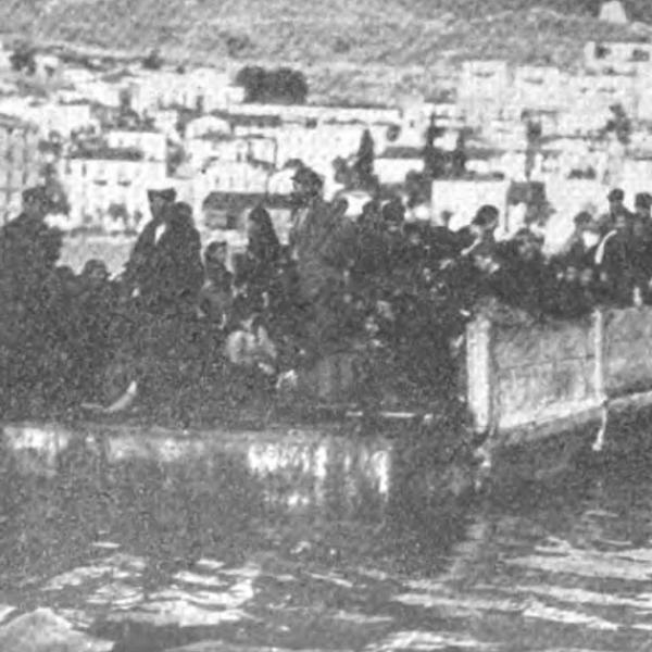 Loaded onto barges, Samsun 